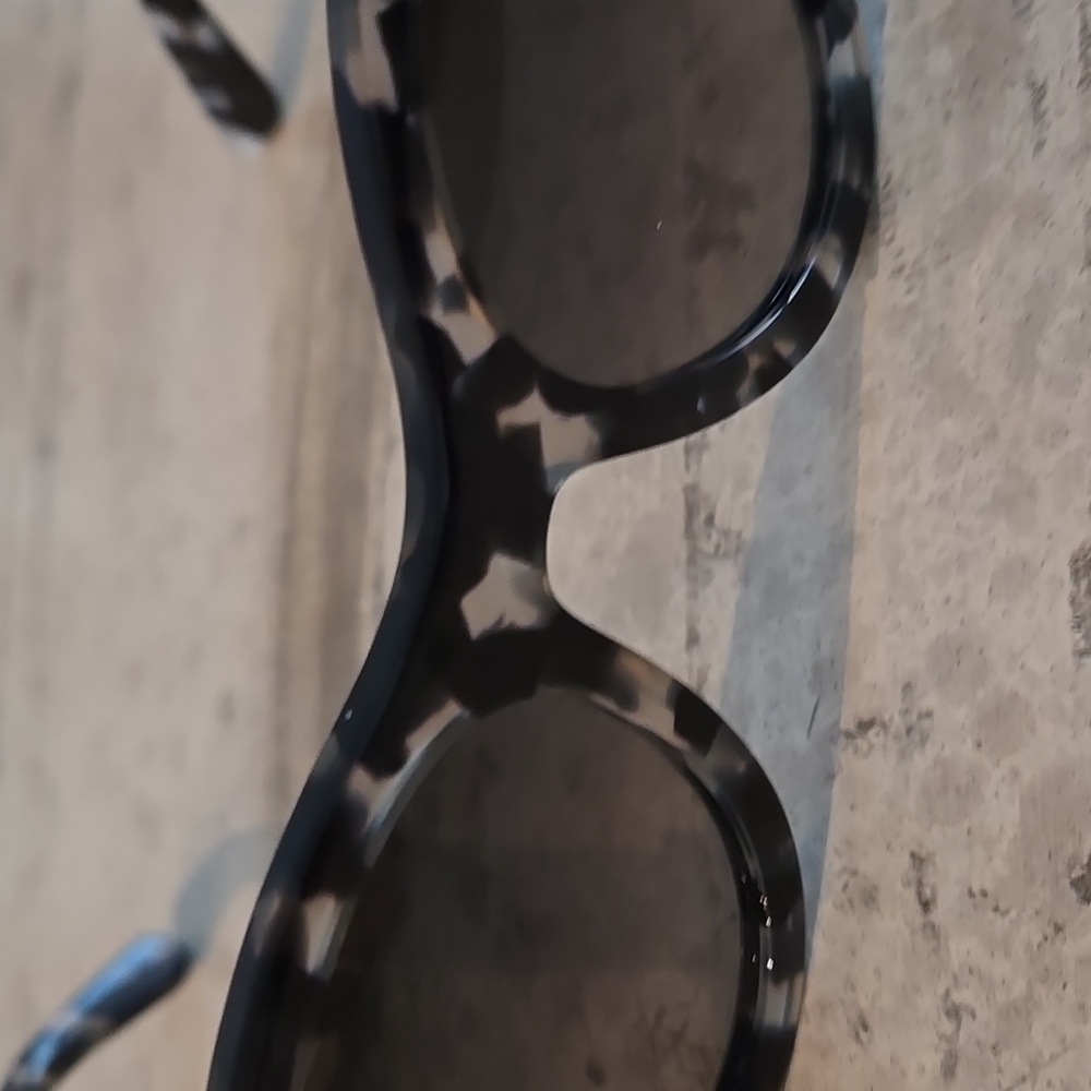 Ray-Ban Wayfarer Way Sunglasses in Tortoise Pattern - Picture 8 of 15